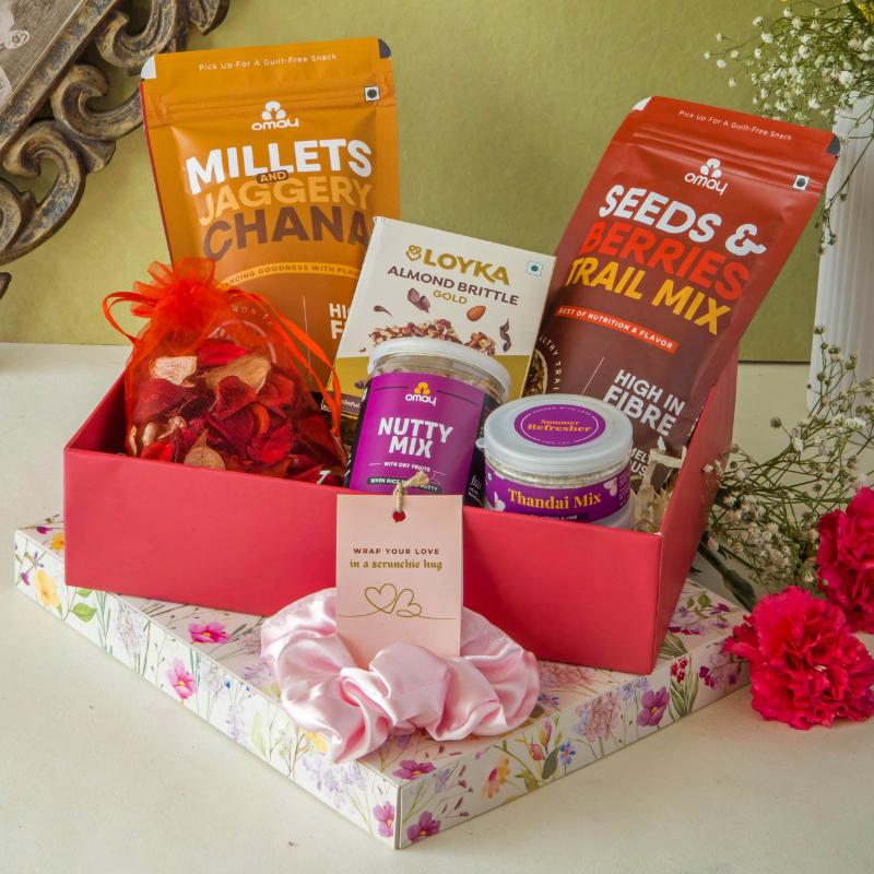 Sister’s Treat Rakhi Gift Hamper